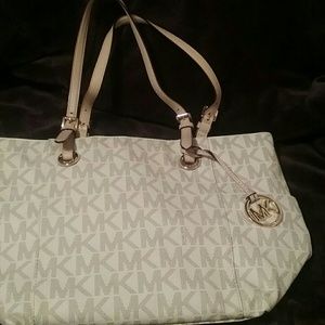 Authentic Michael Kors purse